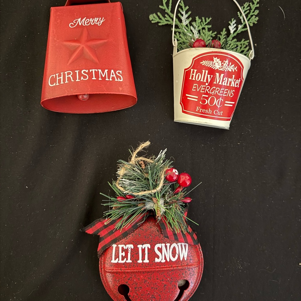 Festive Red 3pc Holiday ornament Set